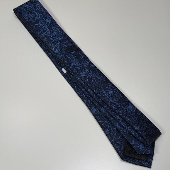 Bar III Men's Dermott Floral Tie black/blue - Picture 5 of 7
